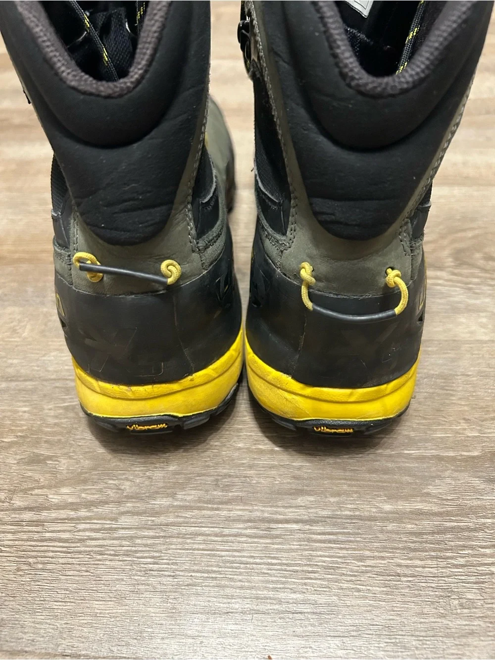 La Sportiva TX5 Men’s Size 10 Olive Yellow Hiking Climbing Gore-Tex Vibram Boots